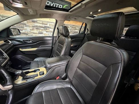 Used 2017 GMC Acadia Denali w/ Technology Package AWD/4WD image 12