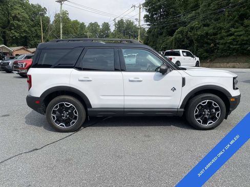 Used 2025 Ford Bronco Sport Outer Banks w/ Outer Banks Tech Package+ AWD/4WD image 8