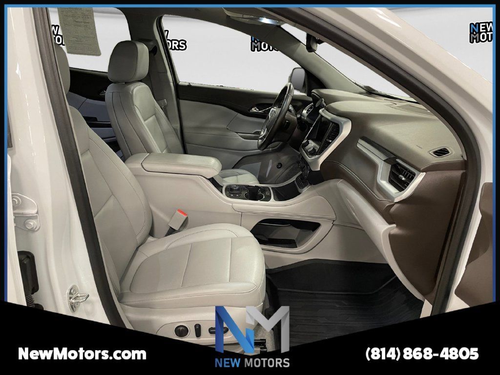 Used 2023 GMC Acadia SLT w/ Preferred Package AWD/4WD image 15