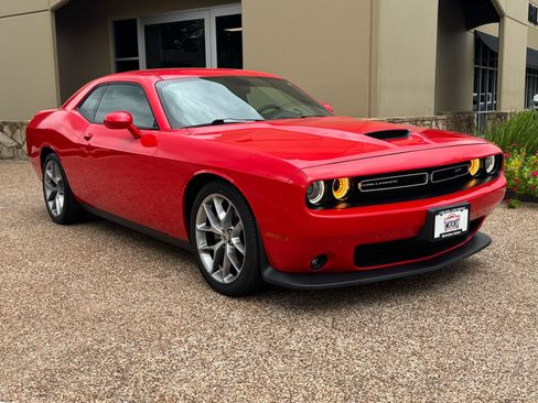 Used 2022 Dodge Challenger GT image 6