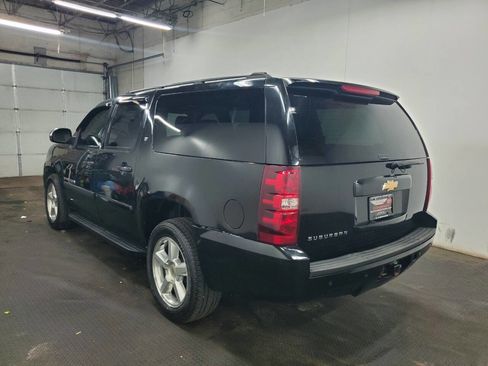 Used 2007 Chevrolet Suburban LT image 5