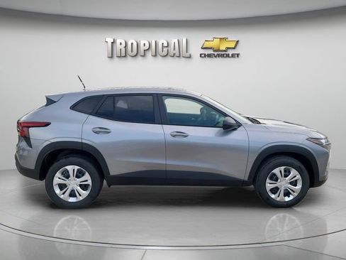 New 2026 Chevrolet Trax LS FWD image 6