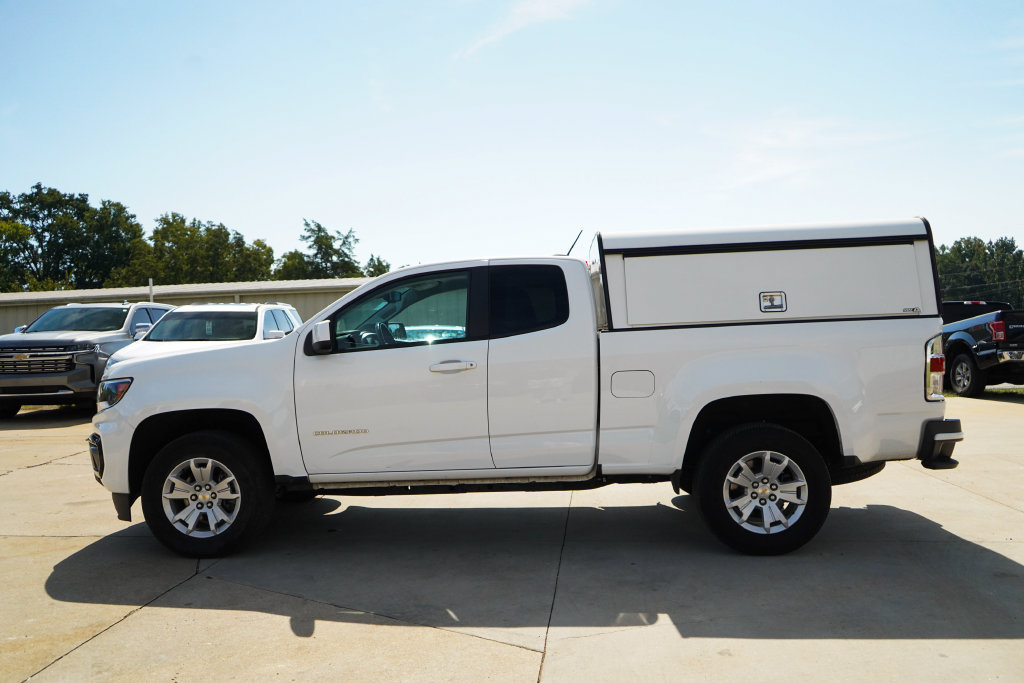 Used 2022 Chevrolet Colorado LT w/ Safety Package RWD image 22