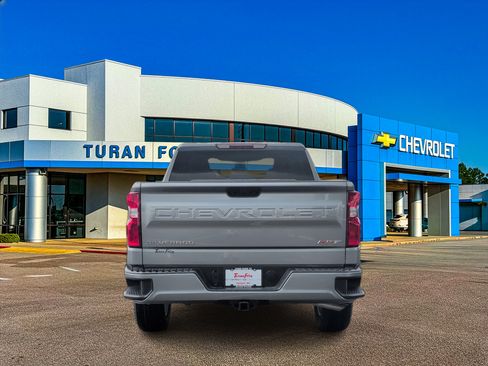 Used 2026 Chevrolet Silverado 1500 RST RWD image 4