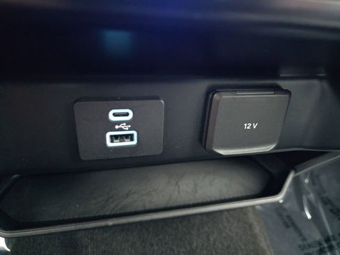 Used 2021 Ford F150 Lariat w/ Equipment Group 501A Mid AWD/4WD image 29