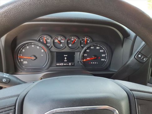 Used 2025 GMC Sierra 2500 Pro w/ 1SA Pro Safety Plus Package AWD/4WD image 17