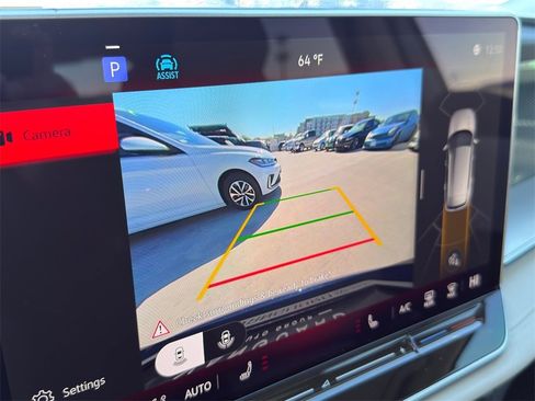 New 2026 Volkswagen Tiguan SE image 15