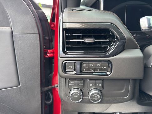 New 2026 GMC Yukon XL AT4 w/ AT4 Premium Package AWD/4WD image 14