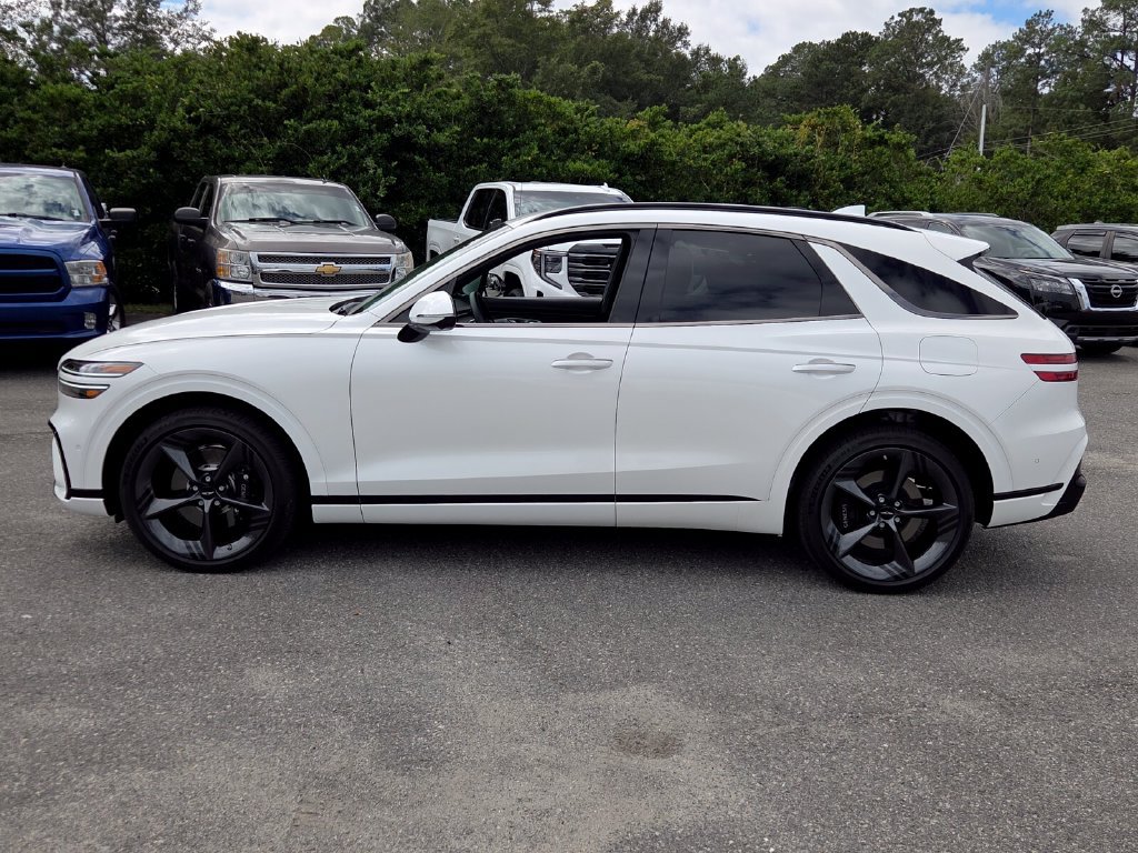Used 2026 Genesis GV70 2.5T Sport Prestige AWD/4WD image 2