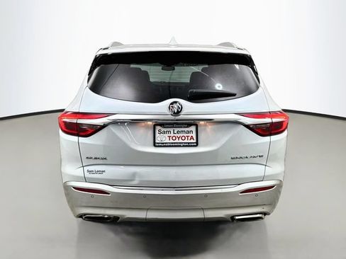 Used 2018 Buick Enclave Essence FWD image 6