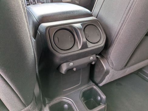 Used 2021 Jeep Wrangler Unlimited Sport AWD/4WD image 29