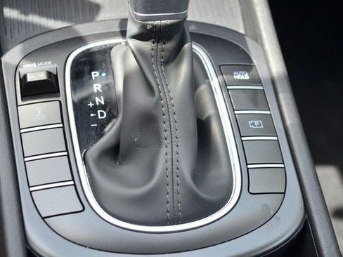 Used 2025 Hyundai Kona SEL AWD/4WD image 27