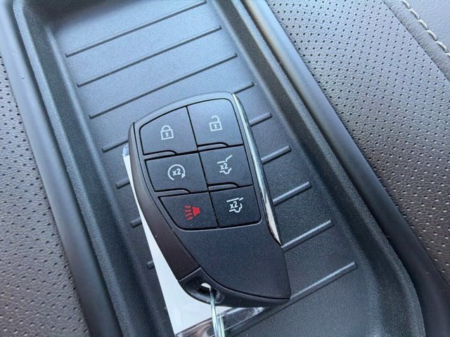 Used 2024 GMC Yukon XL SLT w/ SLT Premium Package AWD/4WD image 27