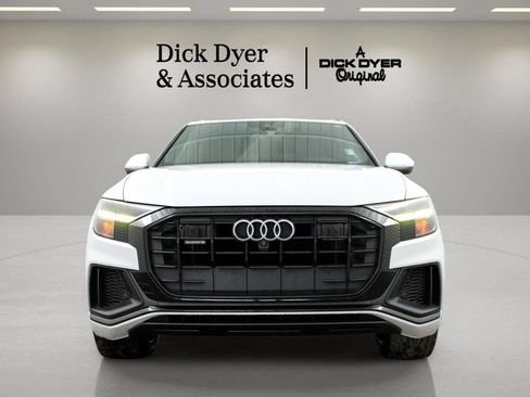 Used 2019 Audi Q8 Premium Plus w/ Premium Plus AWD/4WD image 4
