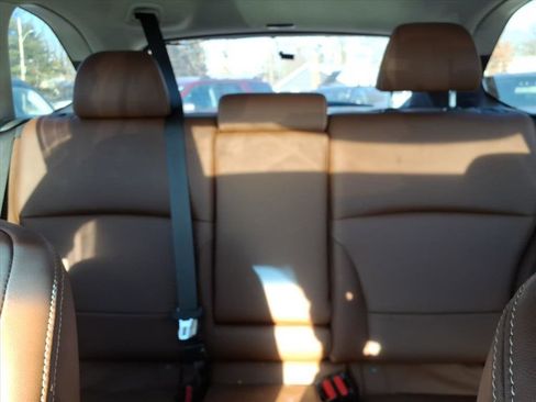 Used 2018 Subaru Outback 2.5i Touring image 31