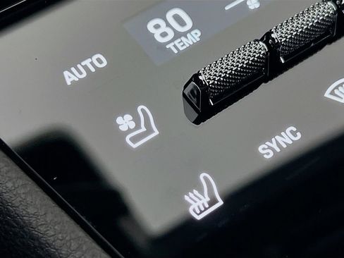 New 2026 Porsche Cayenne image 23