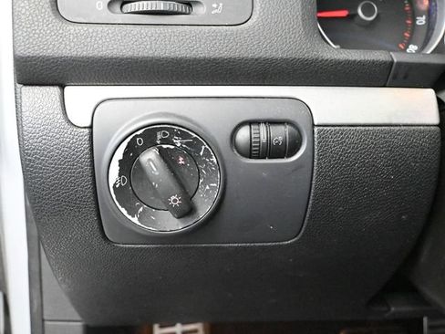 Used 2006 Volkswagen GTI 2.0T 2-Door FWD image 24