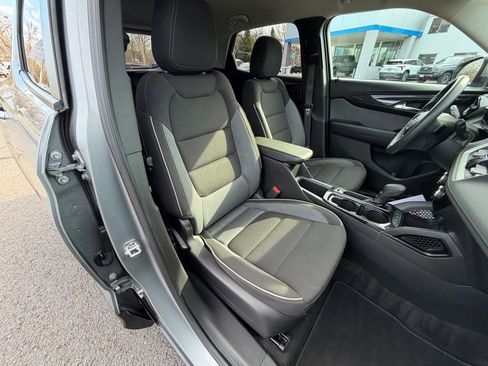 Used 2024 Chevrolet TrailBlazer LT AWD/4WD image 15