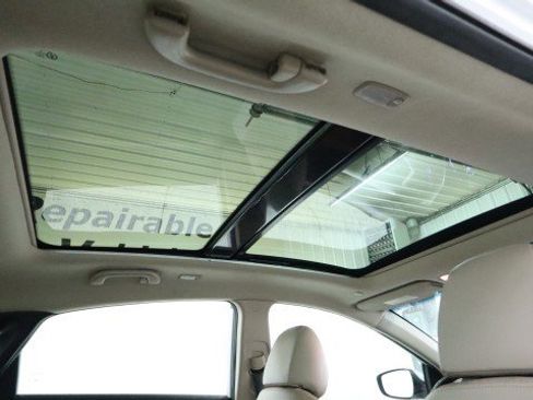 Used 2013 Hyundai Elantra GT w/ Tech Pkg image 12