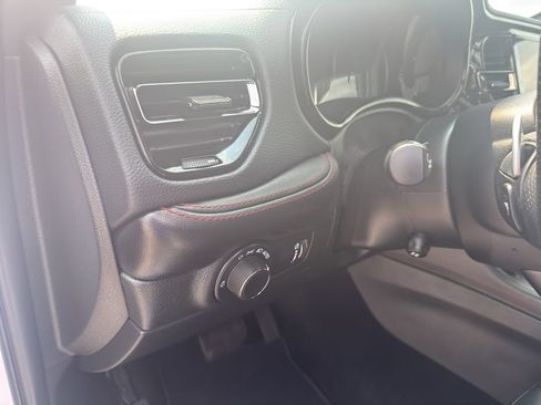 Used 2025 Dodge Durango GT AWD/4WD image 15