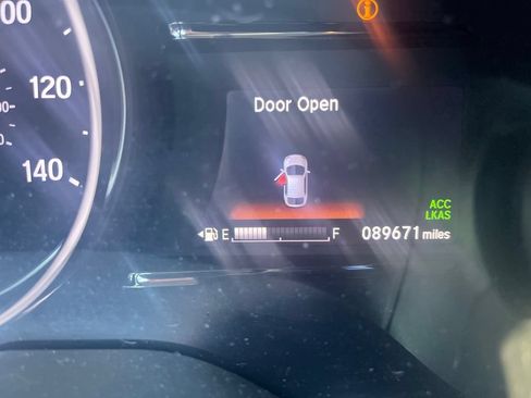 Used 2019 Honda HR-V EX image 5