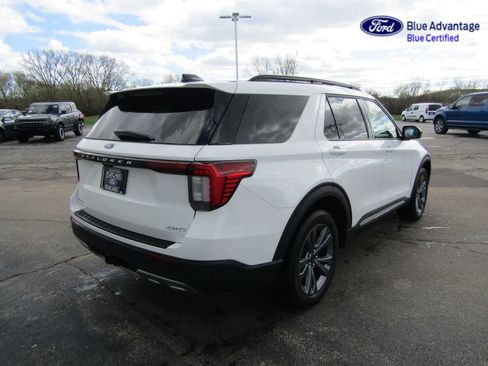 Certified 2025 Ford Explorer Active w/ Active Comfort Package AWD/4WD image 7