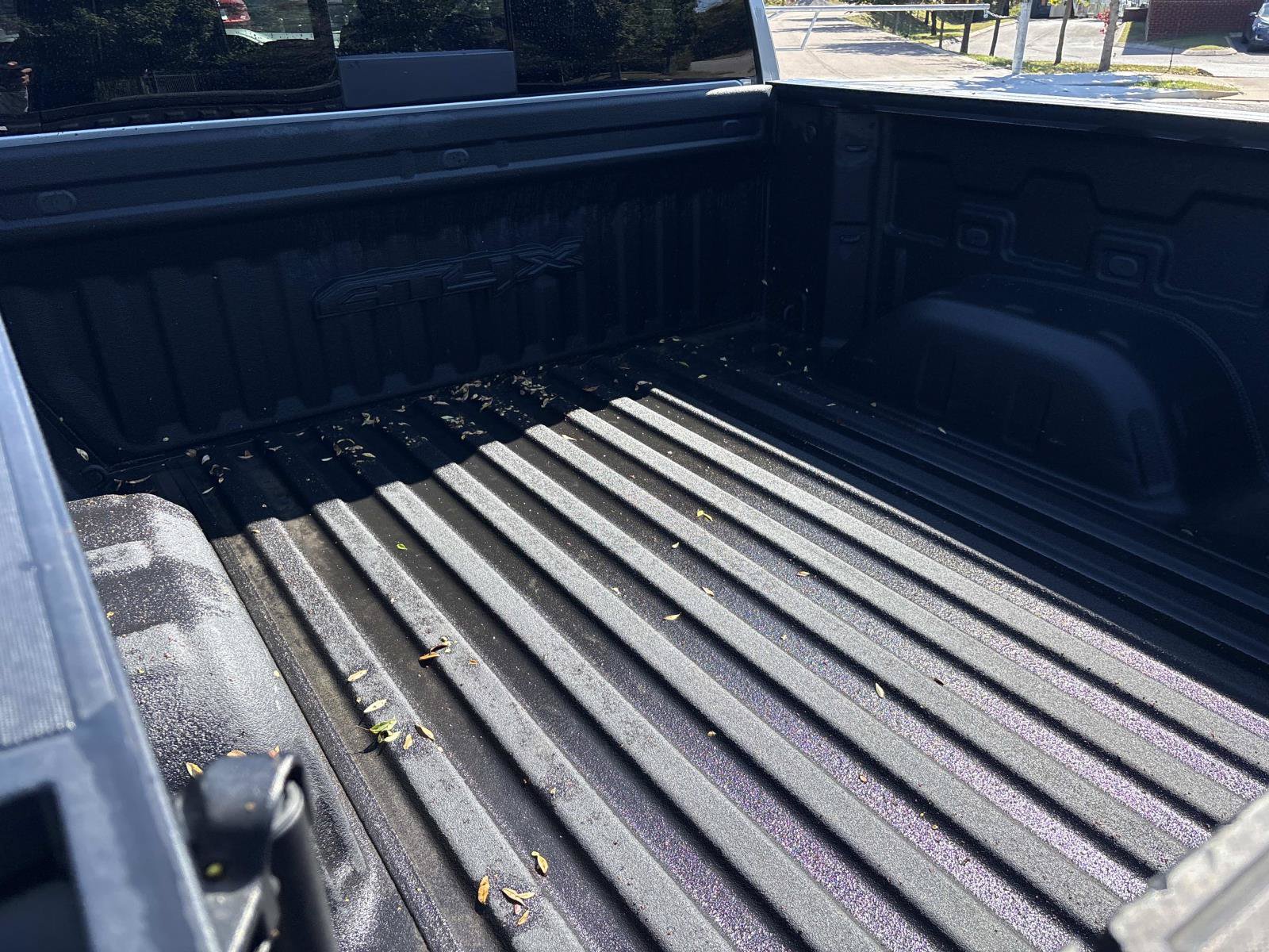 Used 2023 GMC Sierra 1500 AT4X AWD/4WD image 32