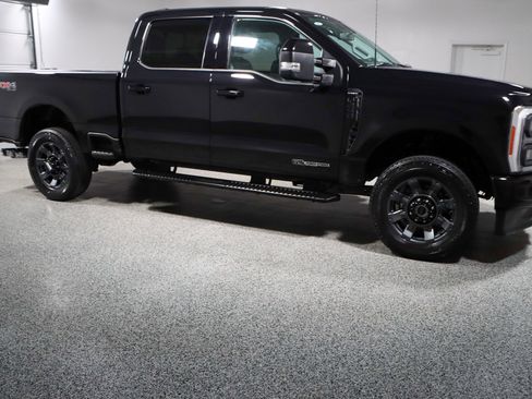 Used 2023 Ford F250 Lariat w/ Sport Appearance Package image 6