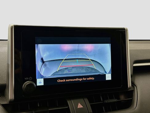 Used 2025 Toyota RAV4 LE AWD/4WD image 23