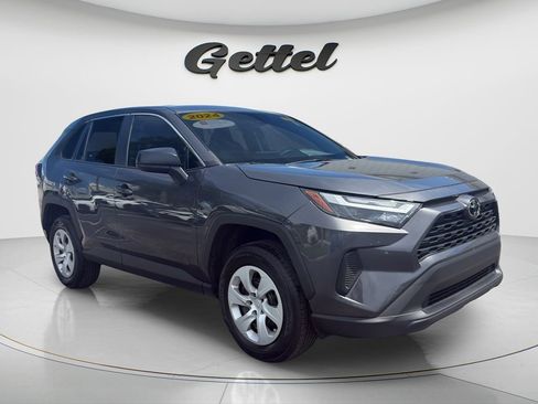 Used 2024 Toyota RAV4 LE FWD image 3