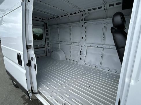 Used 2020 RAM ProMaster 2500 FWD image 22