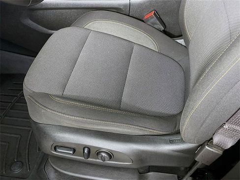 Certified 2021 Chevrolet Traverse LT w/ LPO, Blackout Package image 21