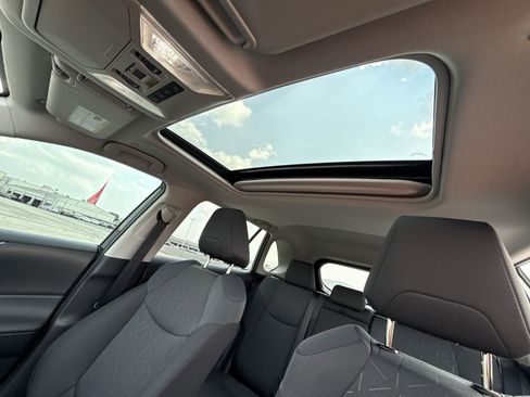 Certified 2025 Toyota RAV4 XLE w/ Convenience Package FWD image 16