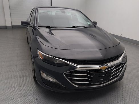 Used 2021 Chevrolet Malibu LT FWD image 14