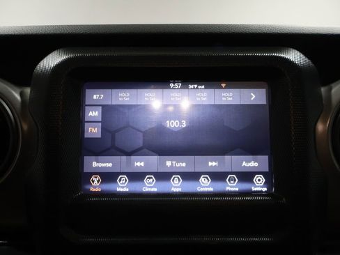 Certified 2023 Jeep Gladiator Sport image 23