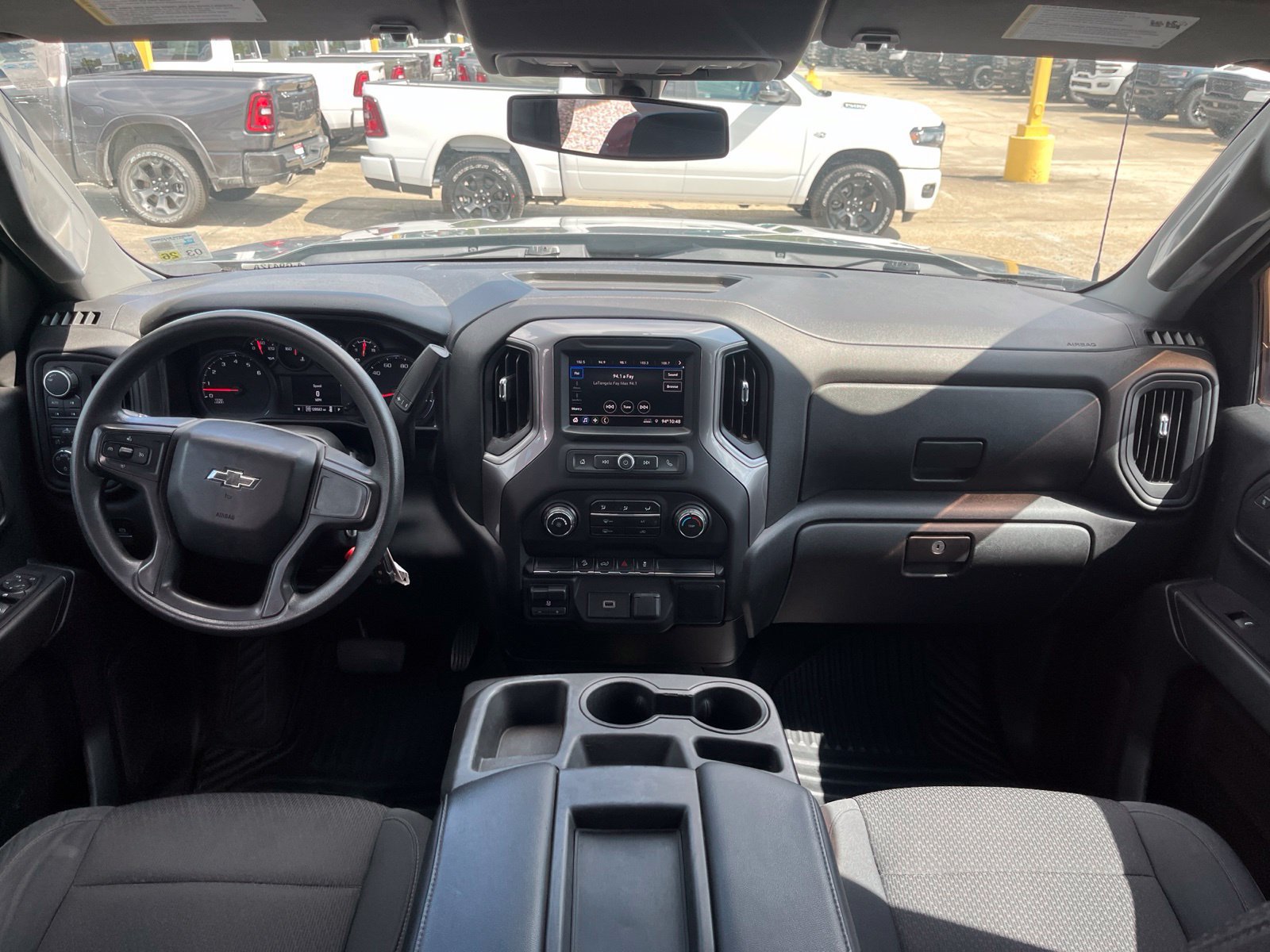 Used 2020 Chevrolet Silverado 1500 Custom Trail Boss w/ Custom Convenience Package AWD/4WD image 9