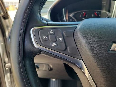 Used 2019 Chevrolet Equinox LT FWD image 20