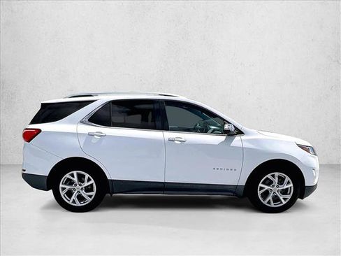 Used 2018 Chevrolet Equinox Premier FWD image 5