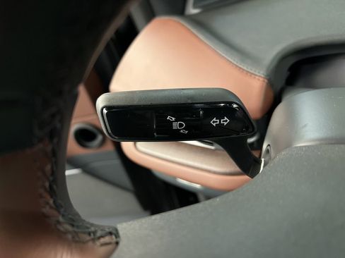 New 2025 Lincoln Navigator L Reserve AWD/4WD image 23