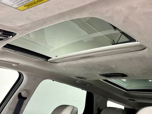 Used 2024 Hyundai Palisade Calligraphy image 6