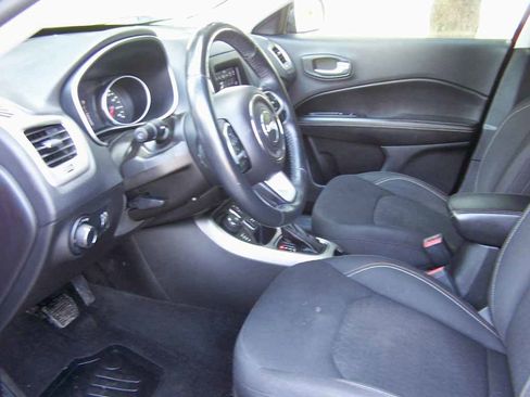 Used 2018 Jeep Compass Sport w/ Tech Group image 7