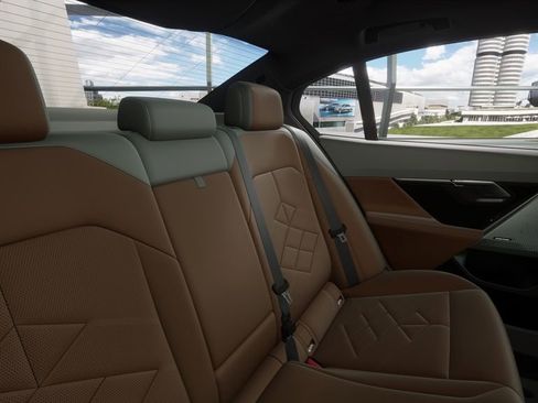 New 2026 BMW i5 eDrive40 w/ M Sport Package image 35