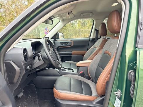 Used 2024 Ford Bronco Sport Outer Banks image 4