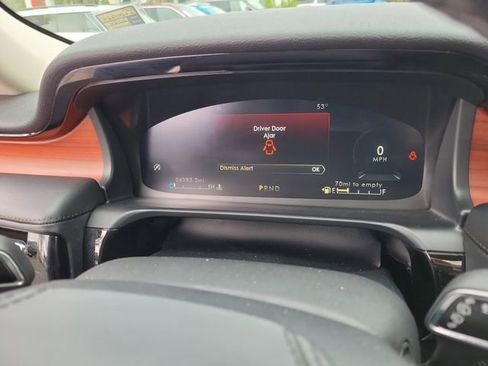 Used 2024 Lincoln Aviator Reserve image 17