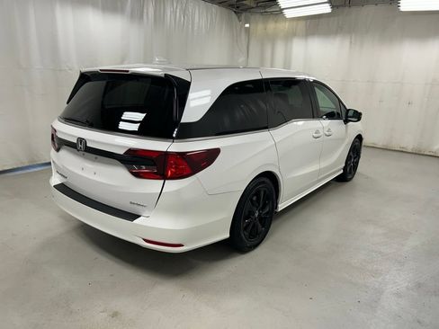 Certified 2024 Honda Odyssey Sport image 4