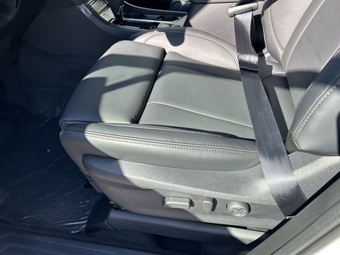 New 2026 Subaru Ascent Limited Bronze image 21