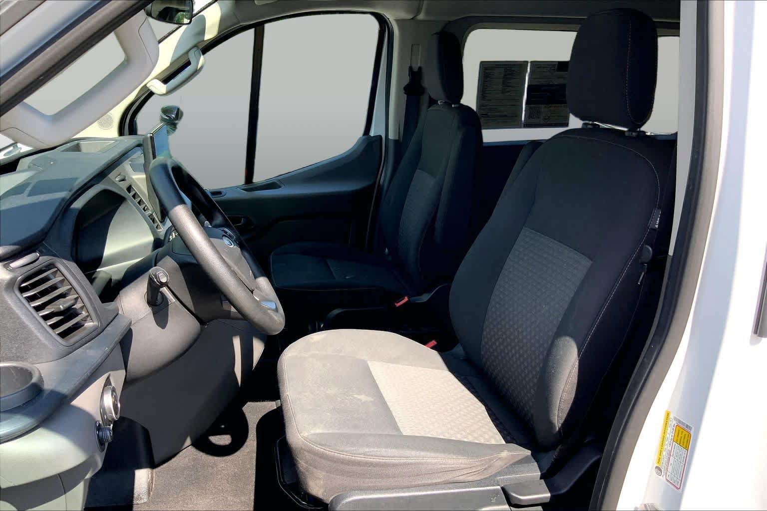Used 2022 Ford Transit 350 XLT RWD image 9
