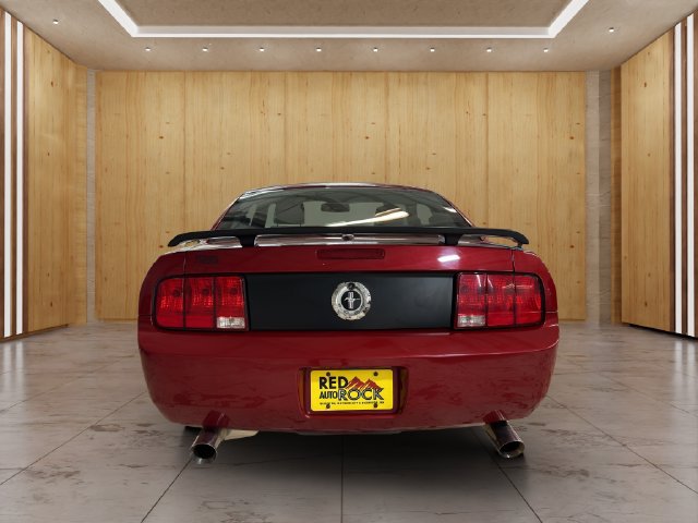 Used 2008 Ford Mustang Premium RWD image 5