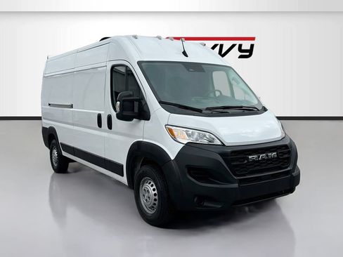 Used 2024 RAM ProMaster 2500 w/ Convenience Group FWD image 1