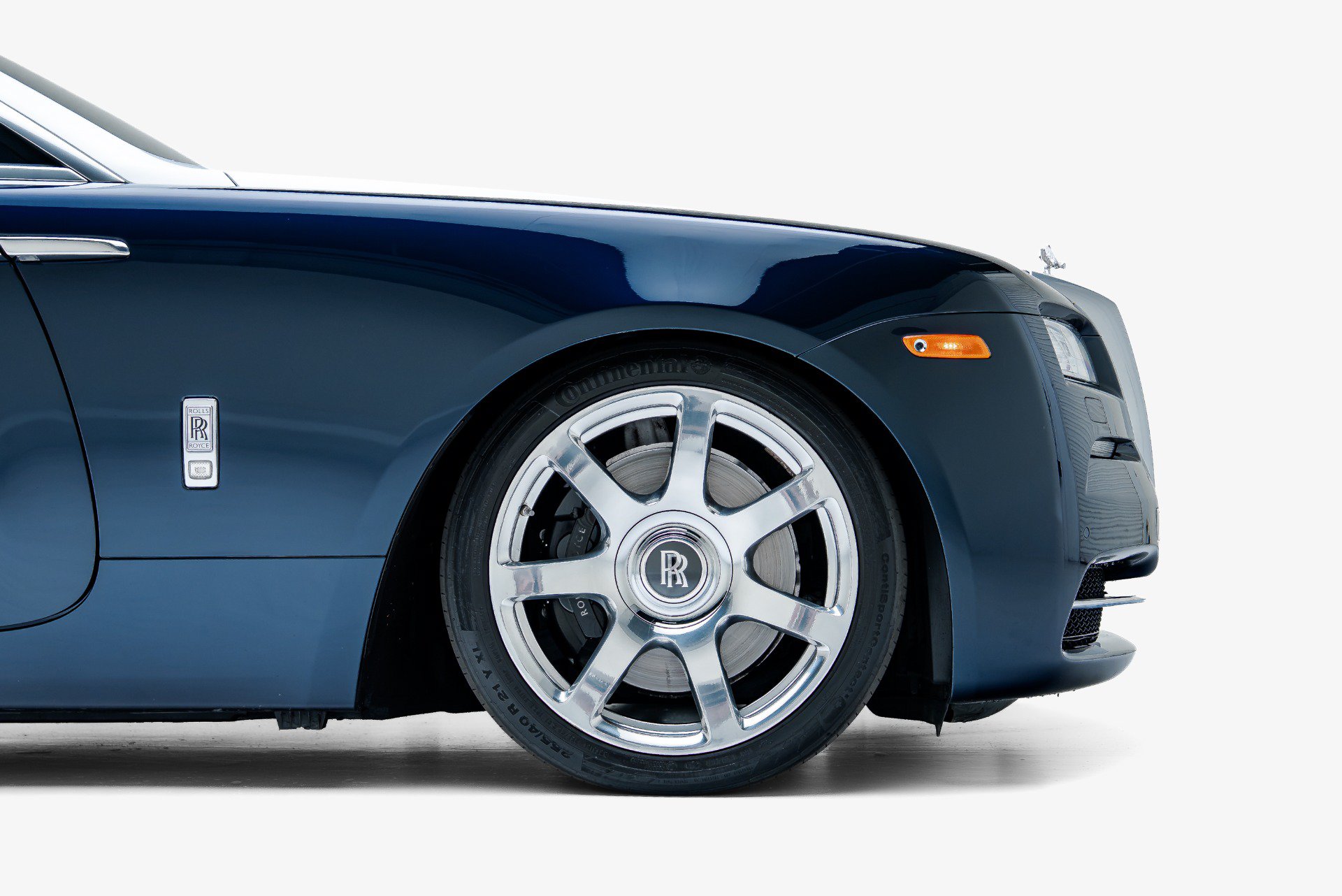Used 2014 Rolls-Royce Wraith RWD image 17